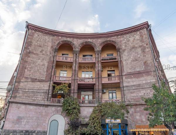 2-senyakanoc-bnakaran-vacharq-Yerevan-Center